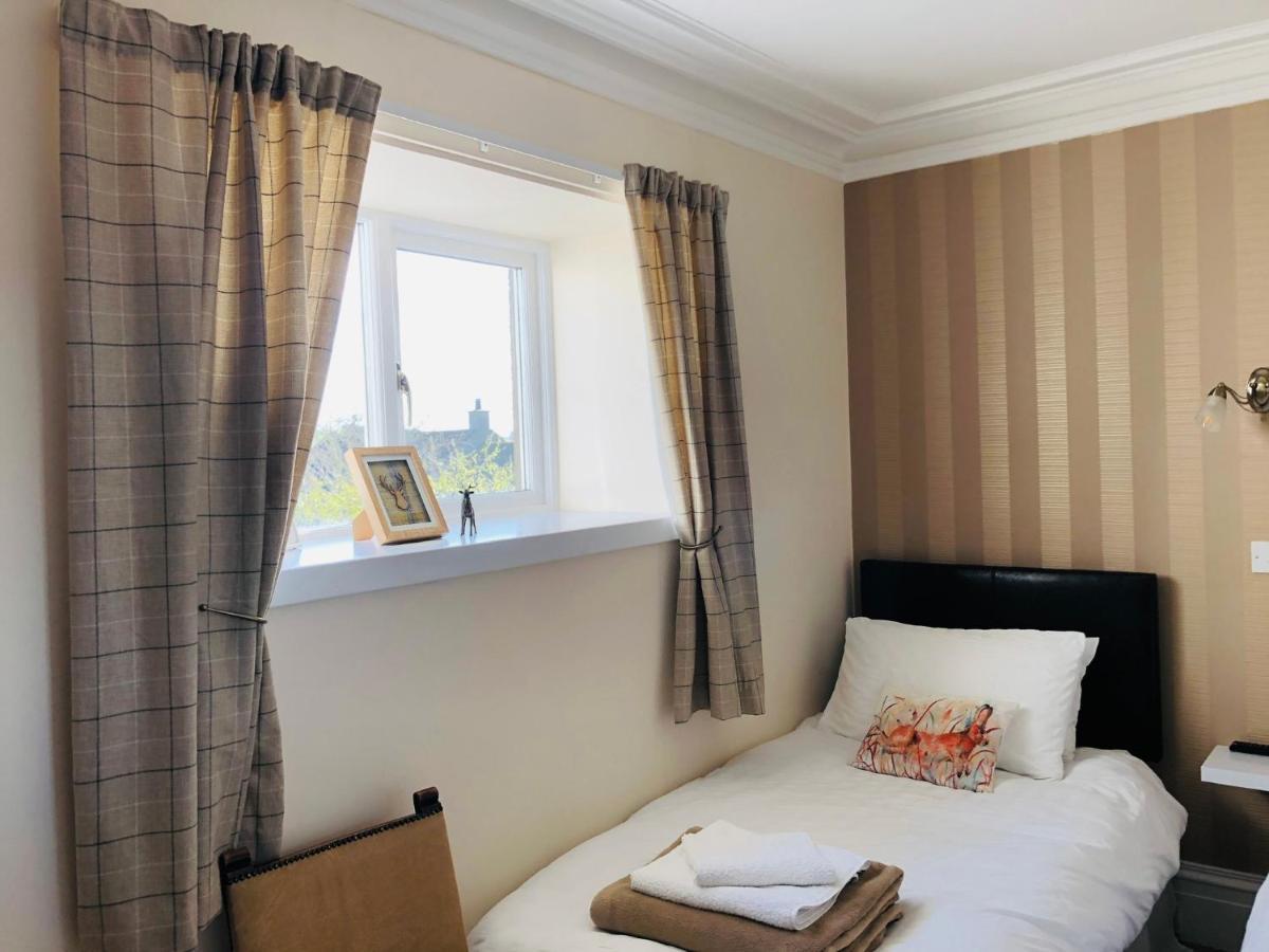 The Aberdeen Arms Hotel Tarves Εξωτερικό φωτογραφία